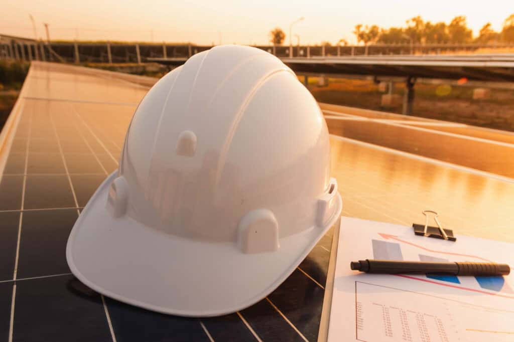 SolarFIX technician on a solar assessment